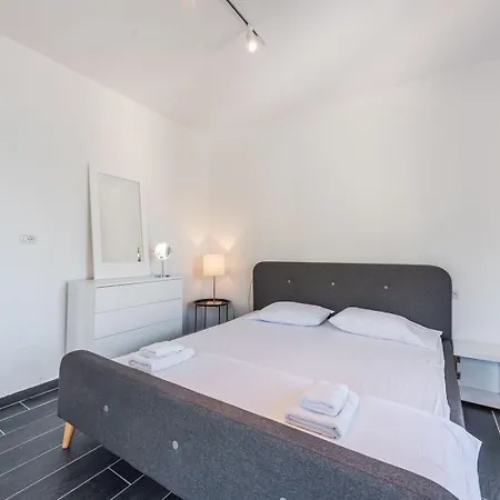 Heaven Hideout 2 Bedroom Apartment Durres