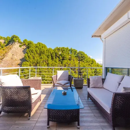 Heaven Hideout 2 Bedroom Apartment Durres