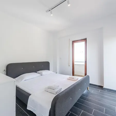 Heaven Hideout 2 Bedroom * Durrës